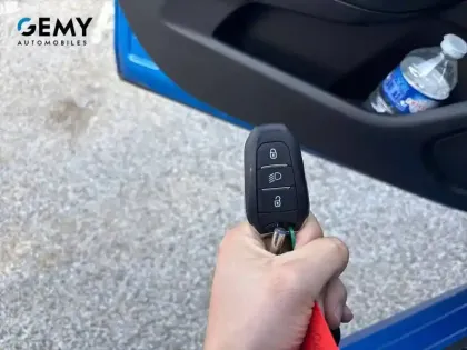 Photo 16 Peugeot 208  PureTech 130 S&S EAT8