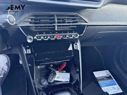 Photo 14 Peugeot 208  PureTech 130 S&S EAT8