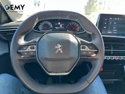 Photo 14 Peugeot 208  PureTech 75 S&S BVM5