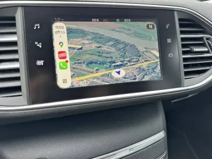 Photo 19 Peugeot 308  PureTech 130ch S&S EAT8