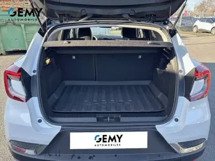 Photo 5 Renault Captur  E-Tech full hybrid 145