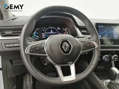 Photo 35 Renault Captur  E-Tech full hybrid 145