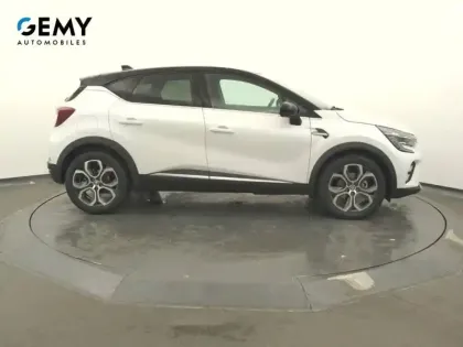 Photo 26 Renault Captur  E-Tech full hybrid 145