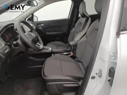 Photo 31 Renault Captur  E-Tech full hybrid 145