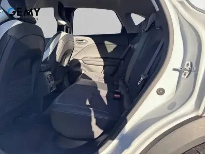 Photo 9 Renault Captur  E-Tech full hybrid 145