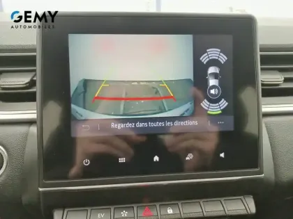 Photo 43 Renault Captur  E-Tech full hybrid 145