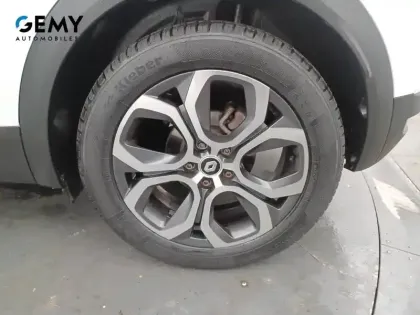 Photo 33 Renault Captur  E-Tech full hybrid 145