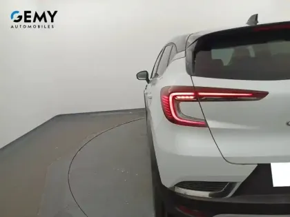 Photo 39 Renault Captur  E-Tech full hybrid 145