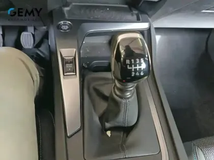 Photo 48 Peugeot 308  PureTech 130ch S&S BVM6