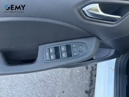 Photo 11 Renault Clio  TCe 90