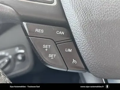 Photo 21 Ford Kuga  1.5 TDCi 120 S&S 4x2 Powershift