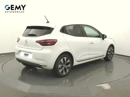 Photo 17 Renault Clio  TCe 90