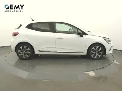 Photo 23 Renault Clio Gén. V (BJA) Ph2 Evolution 5