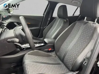 Photo 8 Peugeot 2008  Electrique 136 ch