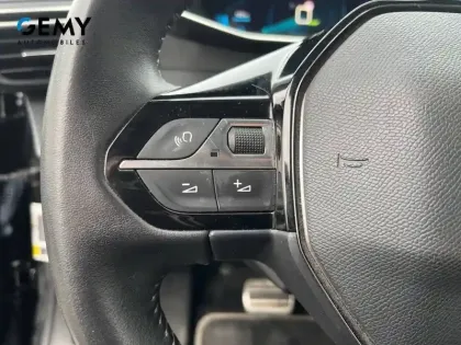 Photo 15 Peugeot 2008  Electrique 136 ch