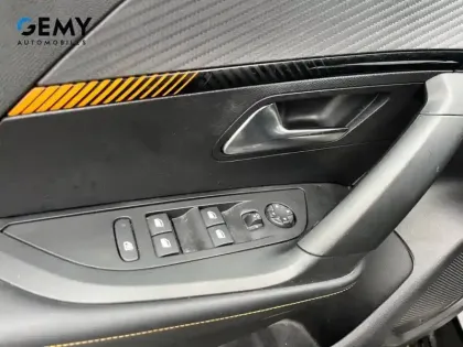 Photo 13 Peugeot 2008  Electrique 136 ch