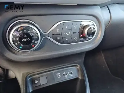 Photo 14 Renault Twingo  III SCe 65