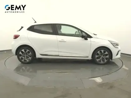 Photo 23 Renault Clio Gén. V (BJA) Ph2 Evolution 5