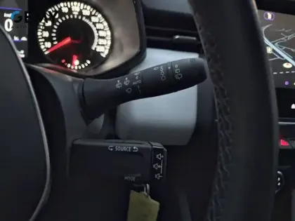 Photo 17 Renault Clio  TCe 90