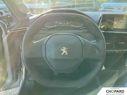 Photo 37 Peugeot 208  PureTech 75 S&S BVM5