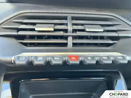 Photo 13 Peugeot 208  PureTech 75 S&S BVM5