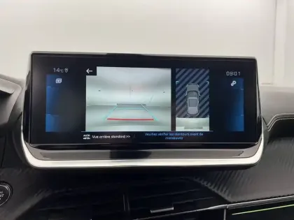 Photo 89 Peugeot 2008  PureTech 130 S&S EAT8