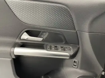 Photo 24 Mercedes GLA  200 d 8G-DCT 4Matic