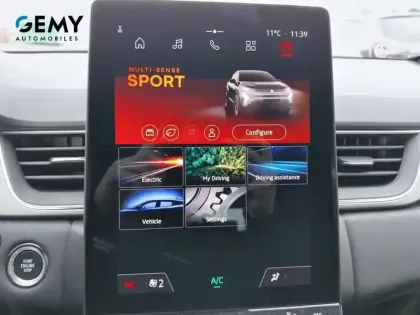 Photo 26 Renault Captur  E-Tech full hybrid 145 ch