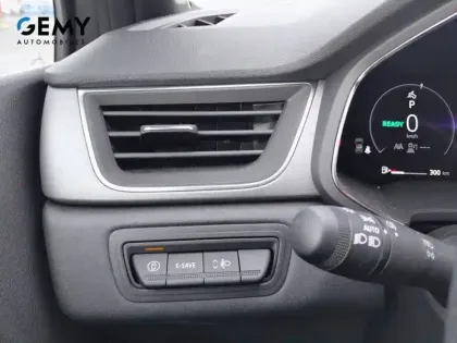 Photo 14 Renault Captur  E-Tech full hybrid 145 ch