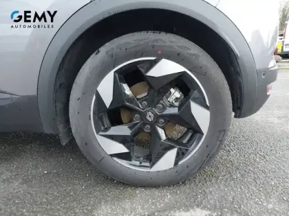 Photo 10 Renault Captur  E-Tech full hybrid 145 ch