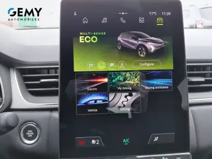 Photo 25 Renault Captur  E-Tech full hybrid 145 ch