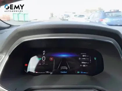 Photo 16 Renault Captur  E-Tech full hybrid 145 ch