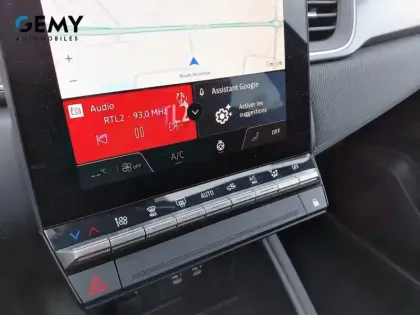 Photo 30 Renault Captur  E-Tech full hybrid 145 ch