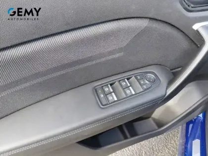 Photo 14 Renault Captur  E-Tech full hybrid 145 ch