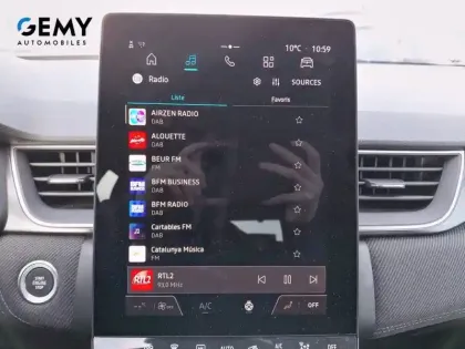 Photo 22 Renault Captur  E-Tech full hybrid 145 ch