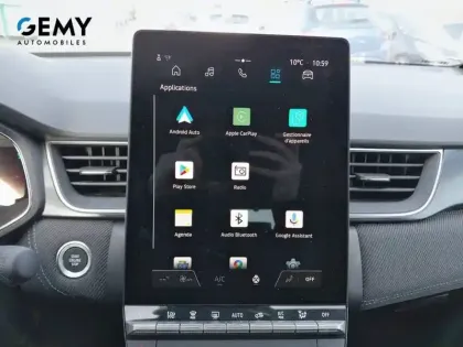 Photo 24 Renault Captur  E-Tech full hybrid 145 ch