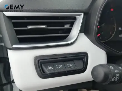 Photo 43 Renault Clio  TCe 90