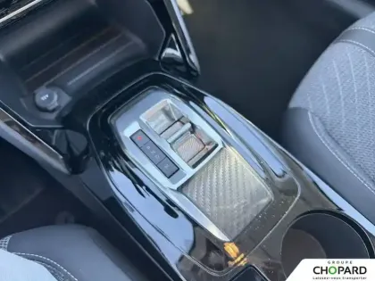 Photo 17 Peugeot 208  Hybrid 100 e-DCS6