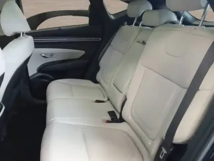 Photo 13 Hyundai Tucson  1.6 T-GDI 265 HTRAC Plug-in BVA6