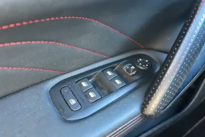 Photo 71 Peugeot 308  PureTech 130ch S&S EAT8