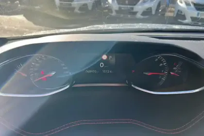 Photo 67 Peugeot 308  PureTech 130ch S&S EAT8