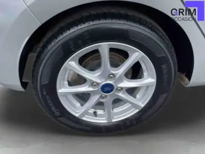 Photo 34 Ford Fiesta Gén. V Ph1 Evo Titanium X 5