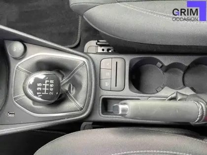 Photo 29 Ford Fiesta Gén. V Ph1 Evo Titanium X 5