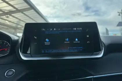 Photo 17 Peugeot 208  BlueHDi 100ch S&S BVM5