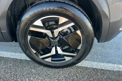 Photo 9 Peugeot 2008  PureTech 130 S&S EAT8