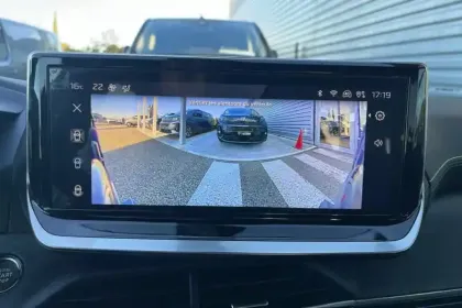 Photo 19 Peugeot 2008  PureTech 130 S&S EAT8