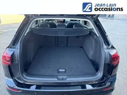 Photo 32 Volkswagen Golf Gén. VIII Ph2 Style 5