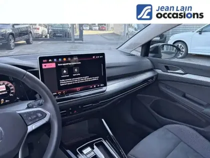 Photo 15 Volkswagen Golf  SW 1.5 eTSI EVO2 150 DSG7