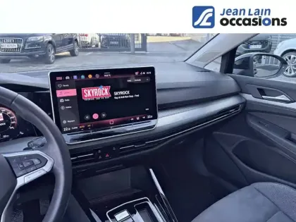 Photo 37 Volkswagen Golf Gén. VIII Ph2 Style 5