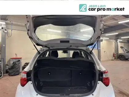 Photo 13 Toyota Yaris  Hybride 100h